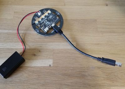 Using NeoPixel LEDs with micro:bit